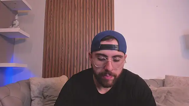 Maximo Wolff online show from May 2026 01:42:02 AM