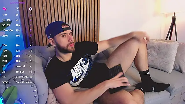 Maximo Wolff online show from March 2026 08:03:01 PM