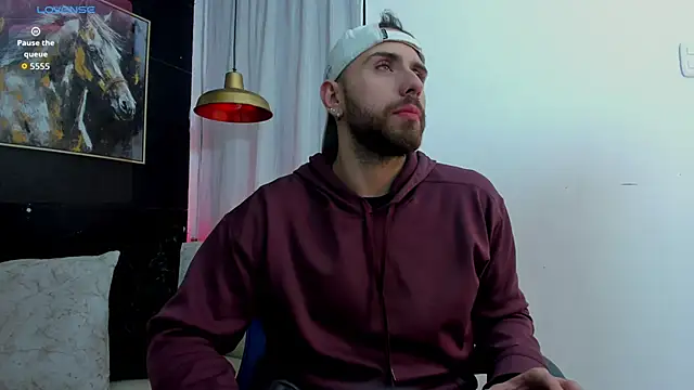 Maximo Wolff online show from November 2025 08:12:01 PM