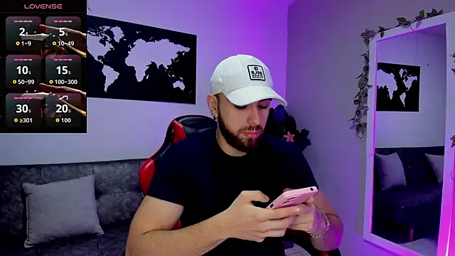 Maximo Wolff online show from December 2025 08:17:02 PM