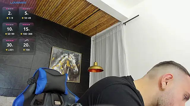 Maximo Wolff online show from October 2025 11:49:01 PM