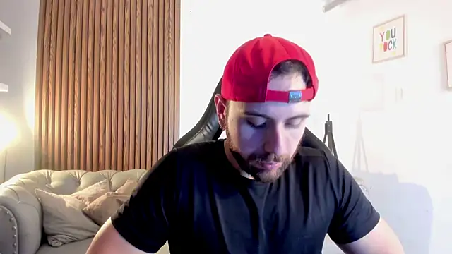 Snapshot of Maximo_Wolff chatting on June 2026 08:06:02 PM Maximo Wolff online show from June 2026 08:06:02 PM