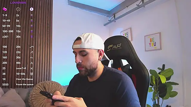 Maximo Wolff online show from February 2026 08:00:01 PM