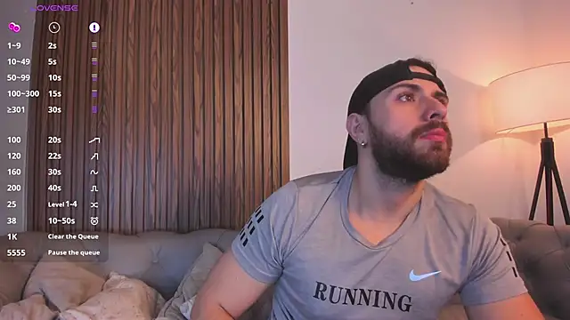 Maximo Wolff online show from April 2026 08:01:02 PM