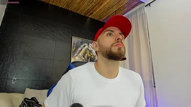 Maximo Wolff online show from October 2025 07:57:02 PM