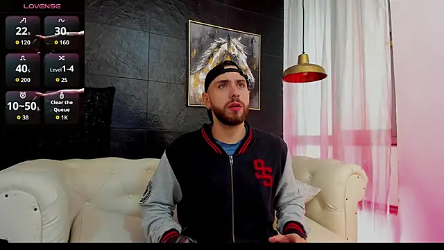 Maximo Wolff online show from November 2025 07:17:01 PM