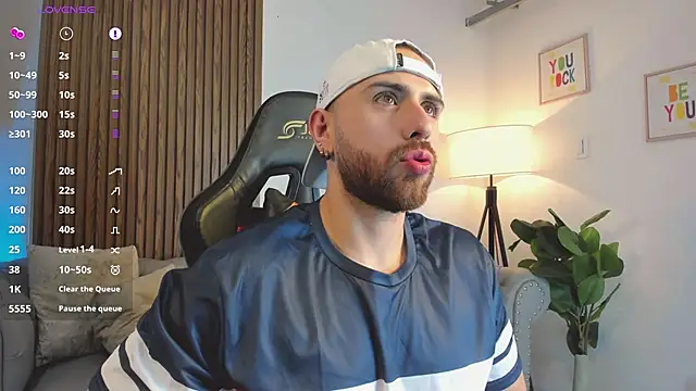 Maximo Wolff online show from March 2026 07:40:02 PM