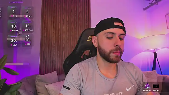 Maximo Wolff online show from February 2026 07:53:02 PM