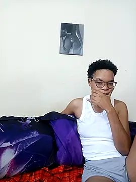 Miss-Hennessy online show from April 2026 02:57:02 PM