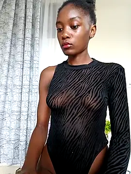 Miss-Hennessy online show from March 2026 12:05:01 PM