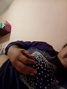 Caroomoom27 online show from September 2025 06:48:02 AM