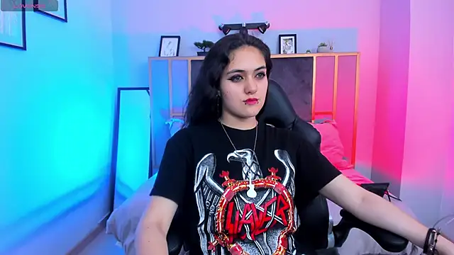 Snapshot of Azurra_amatto2 chatting on November 2025 08:45:01 PM Azurra amatto2 online show from November 2025 08:45:01 PM