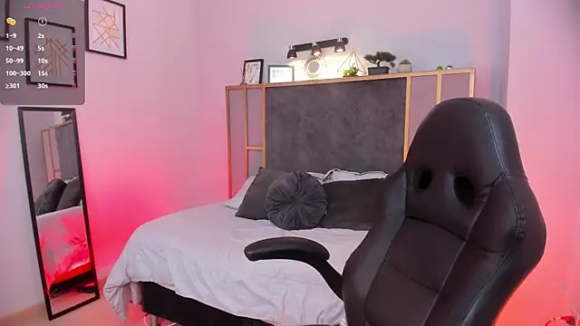 Azurra amatto2 online show from February 2026 08:17:01 PM