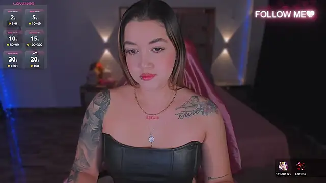 lunaarose online show from November 2025 02:43:01 AM