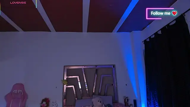 lunaarose online show from February 2026 03:36:01 AM