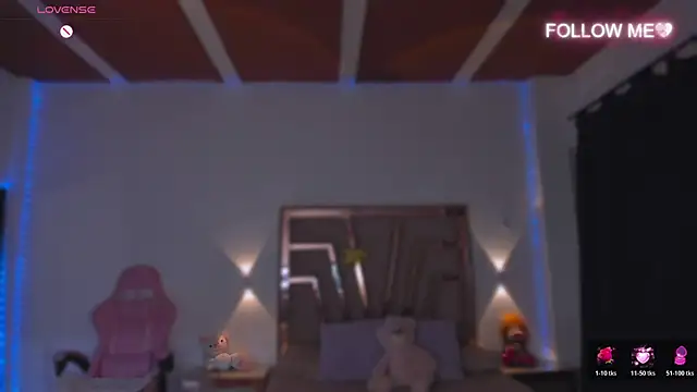 lunaarose online show from December 2025 12:44:01 AM