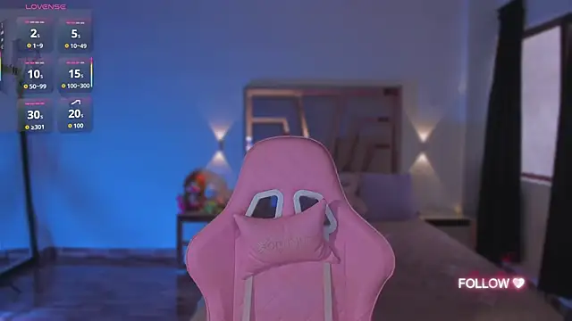 lunaarose online show from November 2025 03:17:01 PM