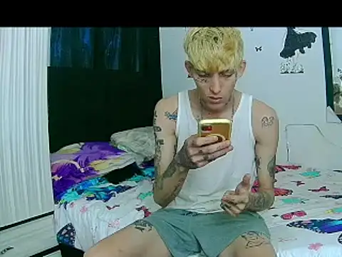 KinkyLatinCock online show from October 2025 10:21:02 PM