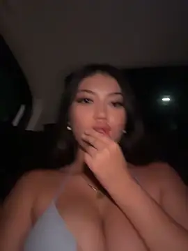 mia noir online show from April 2026 12:39:01 AM