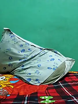 Sushant001 online show from November 2025 10:52:02 AM