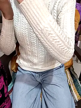 Snapshot of Cute_Manju01 chatting on December 2025 03:31:02 AM Cute Manju01 online show from December 2025 03:31:02 AM