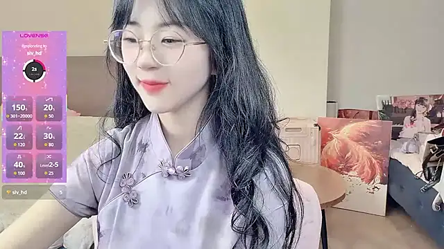nini a online show from February 2026 01:43:01 PM