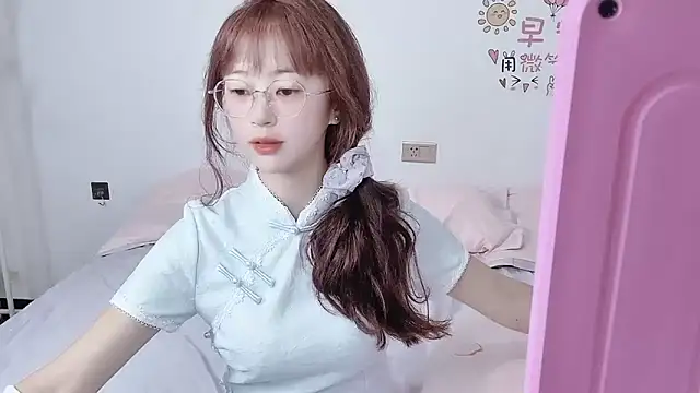 Snapshot of nini_a chatting on October 2025 02:02:01 AM nini a online show from October 2025 02:02:01 AM