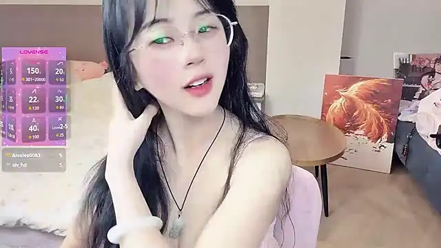 nini a online show from March 2026 11:44:01 PM
