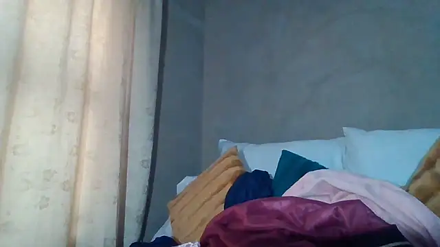 Snapshot of Nicky52 chatting on January 2026 04:27:02 AM Nicky52 online show from January 2026 04:27:02 AM