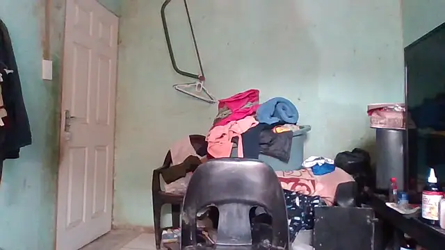 Snapshot of Nicky52 chatting on January 2026 04:39:01 AM Nicky52 online show from January 2026 04:39:01 AM