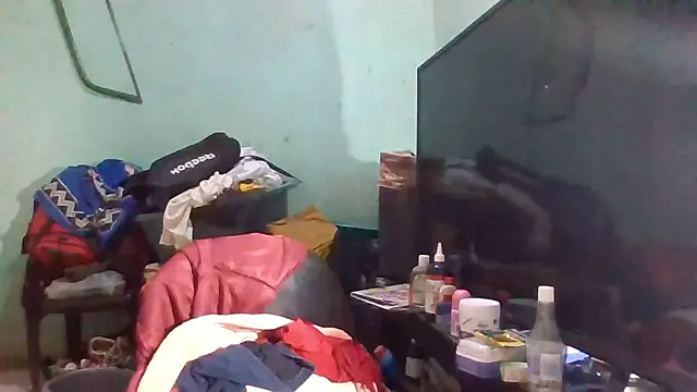 Snapshot of Nicky52 chatting on January 2026 05:39:01 PM Nicky52 online show from January 2026 05:39:01 PM