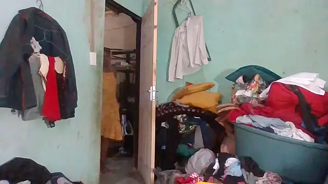 Nicky52 online show from October 2025 03:33:02 PM