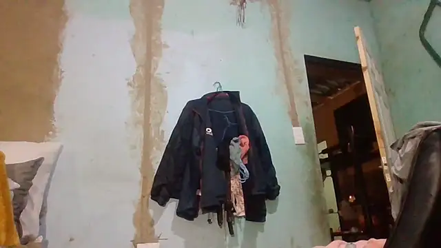 Snapshot of Nicky52 chatting on April 2026 04:51:01 AM Nicky52 online show from April 2026 04:51:01 AM