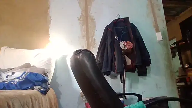 Snapshot of Nicky52 chatting on March 2026 05:39:02 AM Nicky52 online show from March 2026 05:39:02 AM