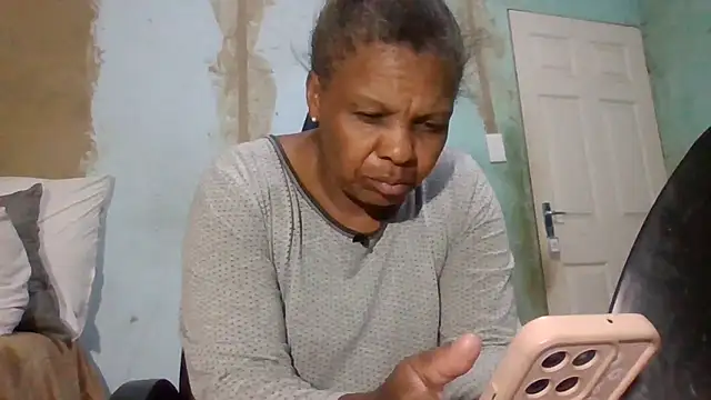 Snapshot of Nicky52 chatting on April 2026 12:12:01 AM Nicky52 online show from April 2026 12:12:01 AM