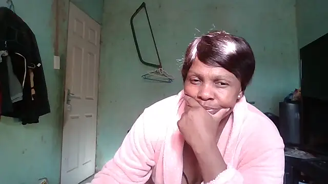 Snapshot of Nicky52 chatting on December 2025 05:07:01 AM Nicky52 online show from December 2025 05:07:01 AM