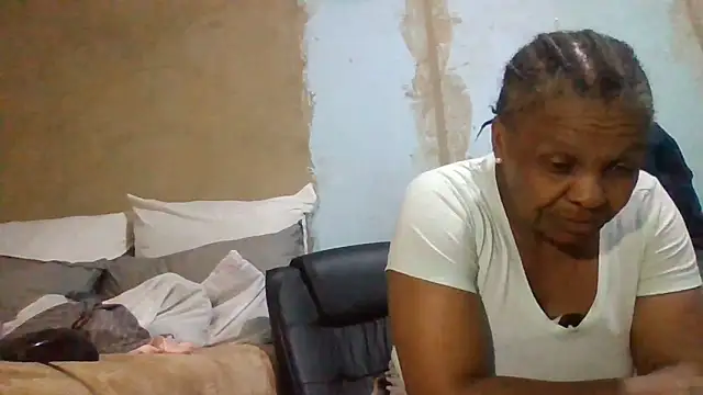 Snapshot of Nicky52 chatting on June 2026 04:08:02 PM Nicky52 online show from June 2026 04:08:02 PM