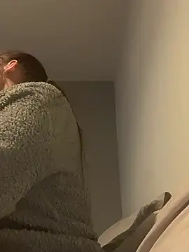 LollyLove  online show from April 2026 08:03:02 PM