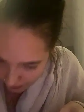 LollyLove  online show from February 2026 09:11:01 PM