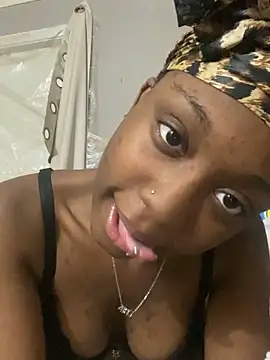 HennessyBaby21 online show from March 2026 05:07:01 AM