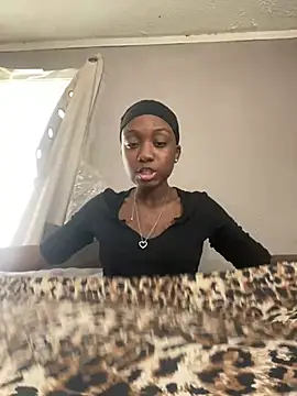 HennessyBaby21 online show from March 2026 04:32:02 PM