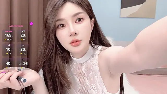 ViViennepp online show from December 2025 05:53:02 AM