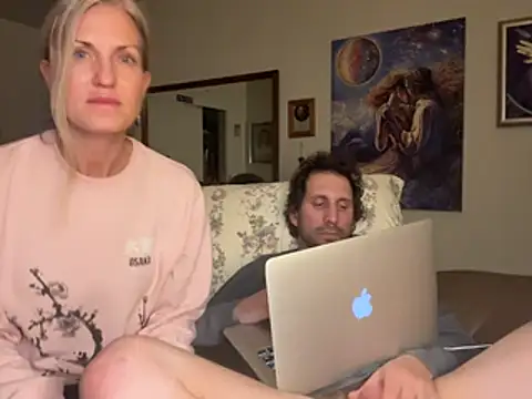 MackdaddyandgG online show from March 2026 11:21:02 PM