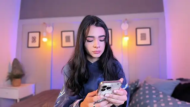 Snapshot of emma_soul1 chatting on February 2026 12:57:01 PM emma soul1 online show from February 2026 12:57:01 PM