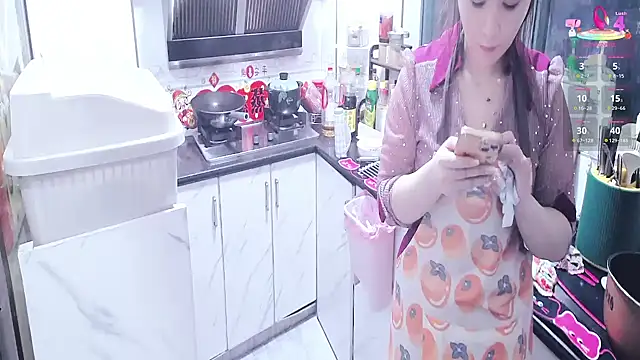 Snapshot of GUO168 chatting on June 2026 12:05:02 PM GUO168 online show from June 2026 12:05:02 PM
