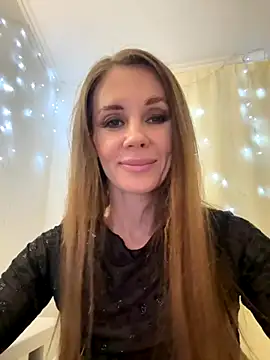 LucieMack online show from October 2025 07:59:02 PM