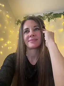 LucieMack online show from March 2026 07:46:01 PM