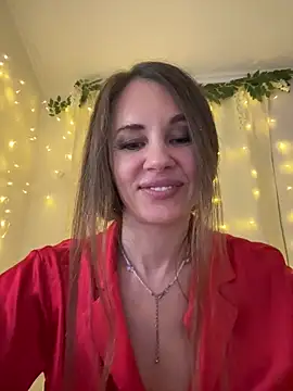 LucieMack online show from March 2026 07:25:02 PM