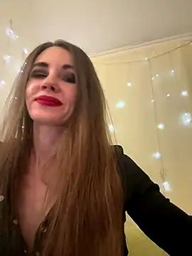 LucieMack online show from December 2025 08:42:02 PM