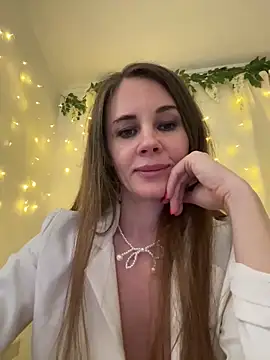 LucieMack online show from March 2026 09:19:02 PM